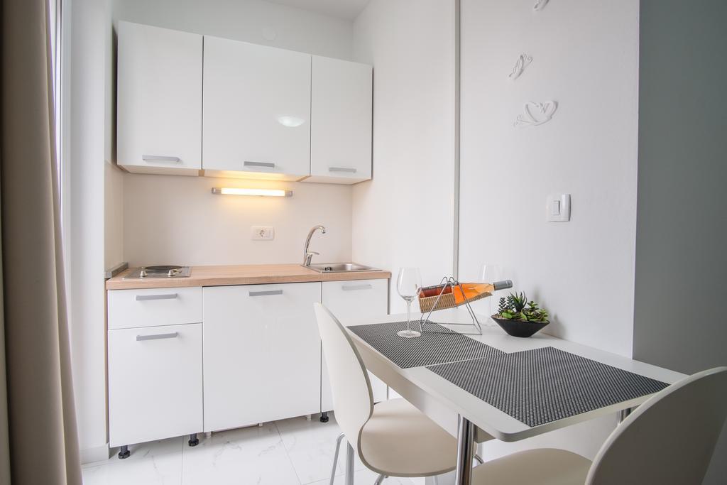 Apartments Vall Krk Town Exterior photo